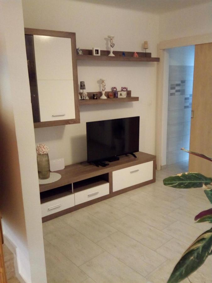 Apartment Nadija Brseč Exteriör bild